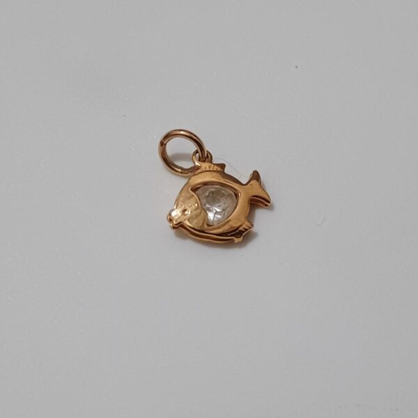 Pingente Peixe com Cristal